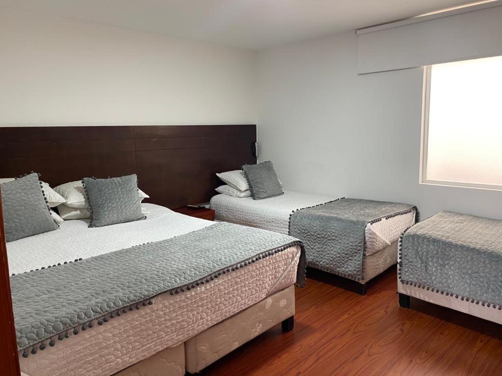 Hotel Harrington 63 ボゴタ エクステリア 写真